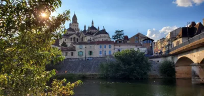 perigueux cathedrale saint front depuis les quais