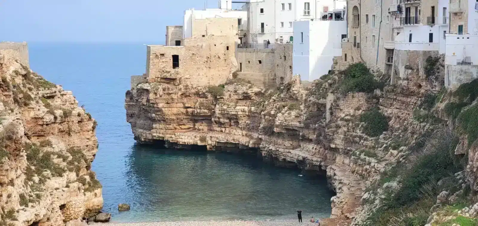 Visitar Polignano a Mare: lugares imprescindibles y nuestros consejos polignano a mare