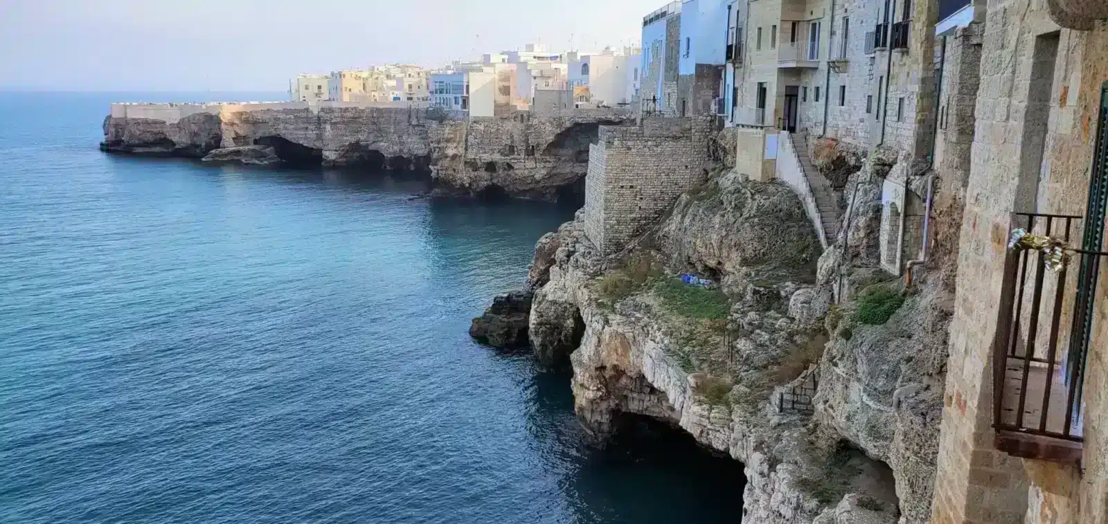 Visitar Polignano a Mare: lugares imprescindibles y nuestros consejos polignano a mare