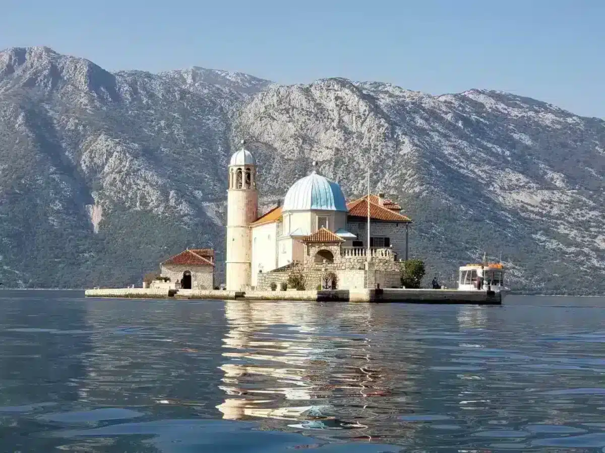 notre dame du rocher kotor montenegro
