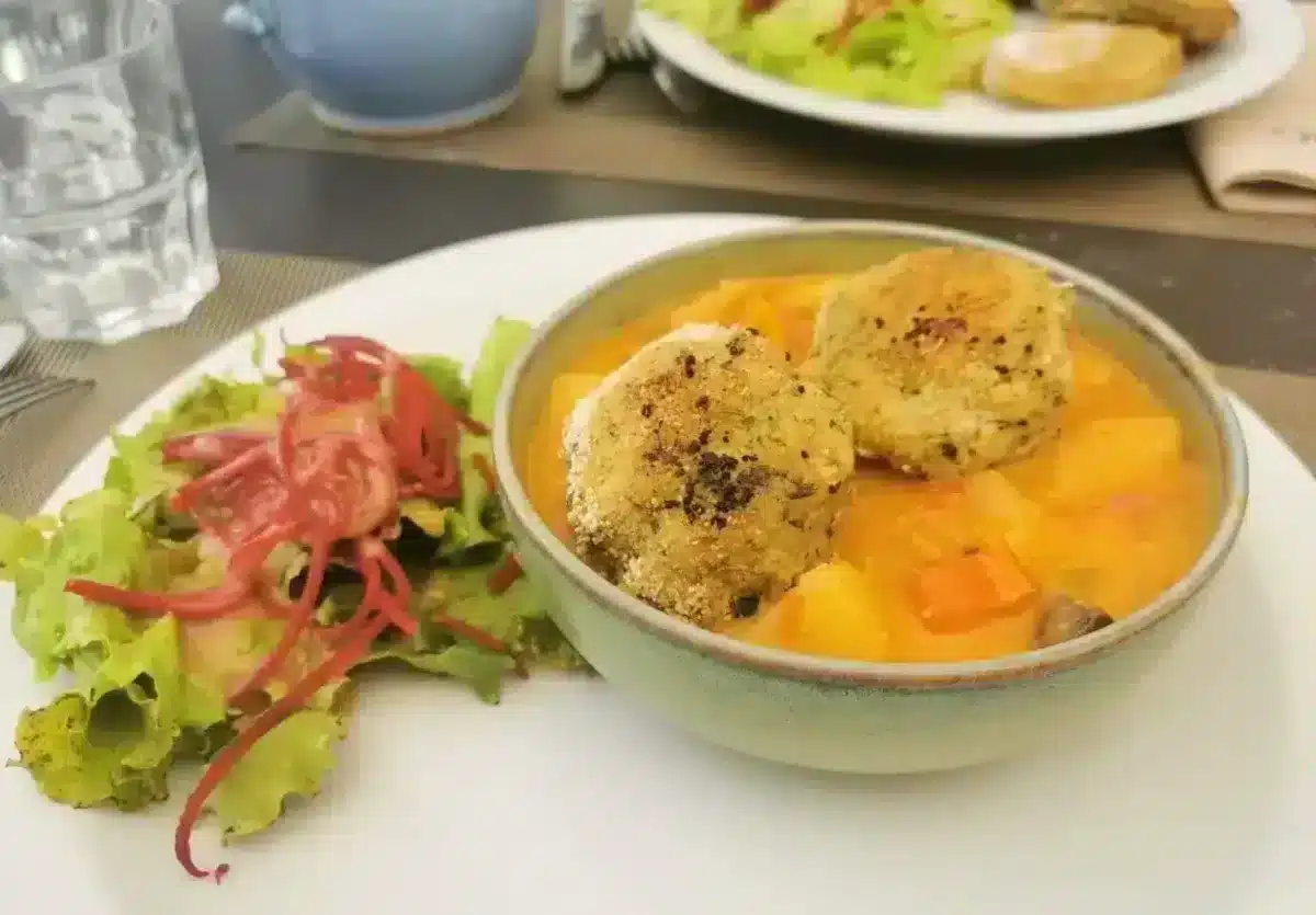 Visitar Périgueux: los favoritos de un perigordiano y nuestro itinerario para no perderse nada Périgueux restaurante izba