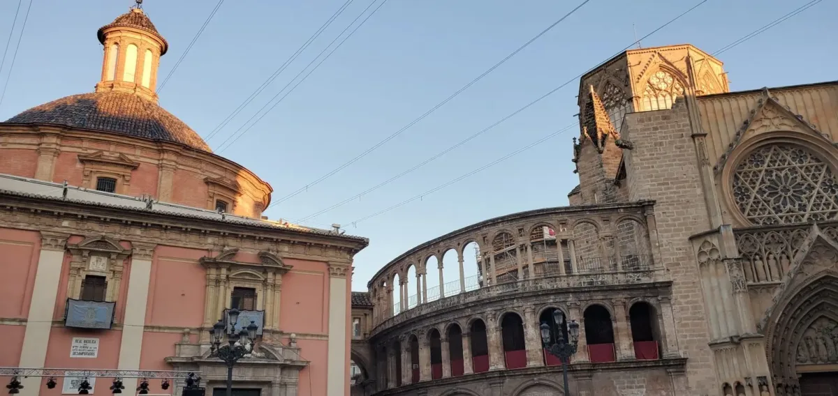 Visit Valencia (Spain) on foot, things to do and what to see in 1 or 2 days? valence