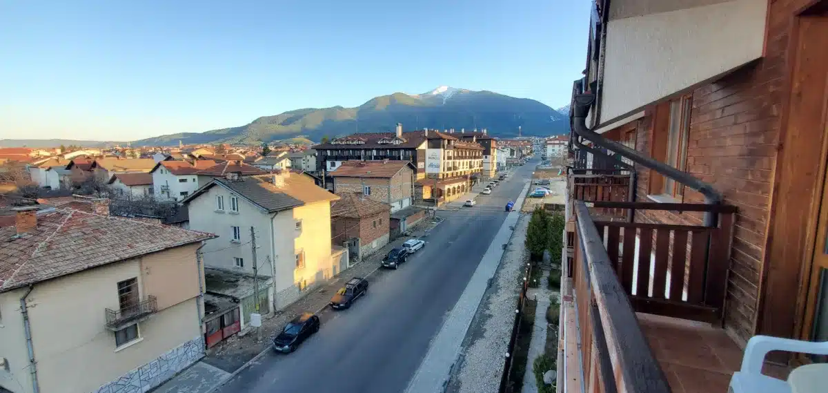 Recorrido por Europa en vehículo transformado: nuestro artículo práctico, itinerario, presupuesto e informe detallado sobre nuestros 10 meses en autocaravana Bansko Bulgaria