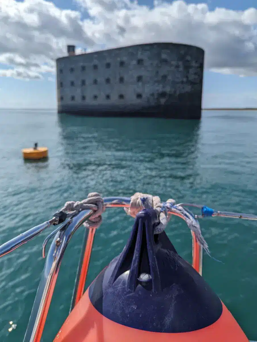 Visit Fort Boyard from La Rochelle by boat fort boyard