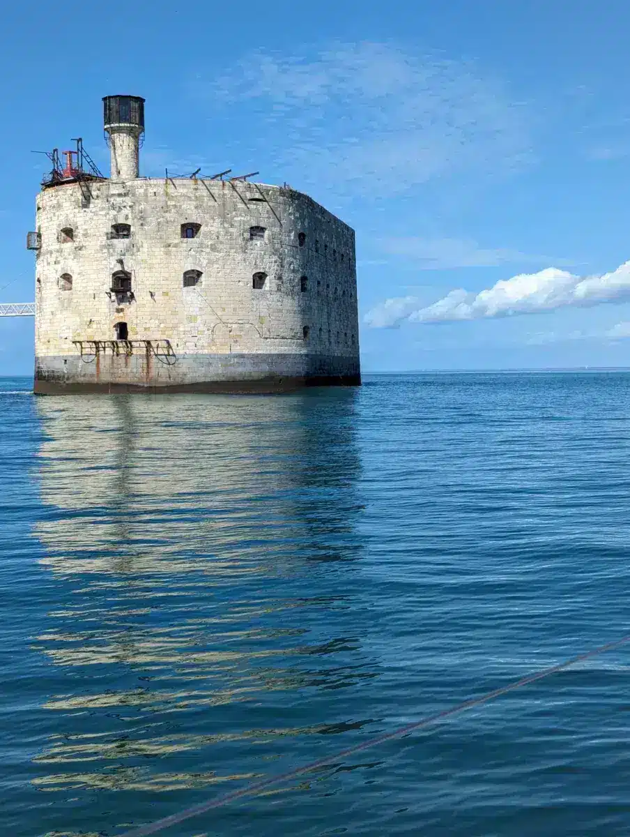 Visit Fort Boyard from La Rochelle by boat fort boyard