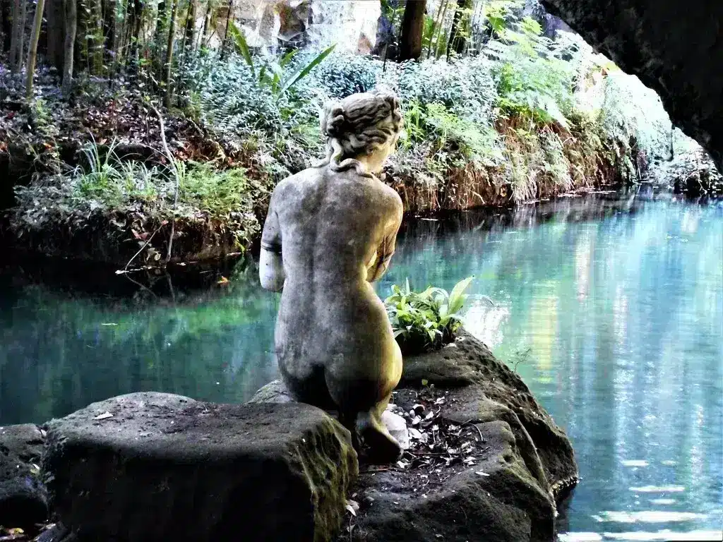 Garden of the Baths of Venus at Caserta - Sculptor Tommaso Solari (1762)