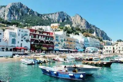 Les îles près de Naples