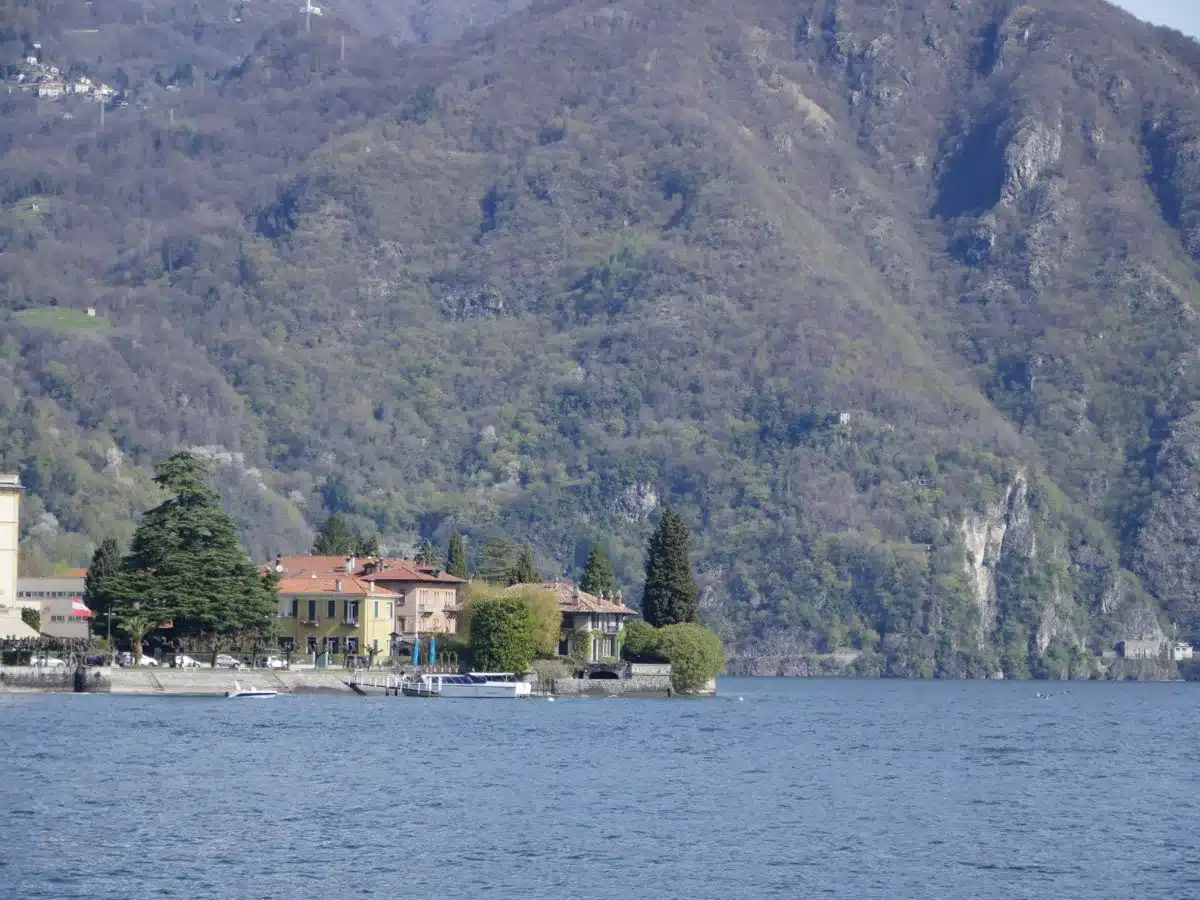 Lac de Côme en Bateau : les différentes options pour y naviguer lac de come