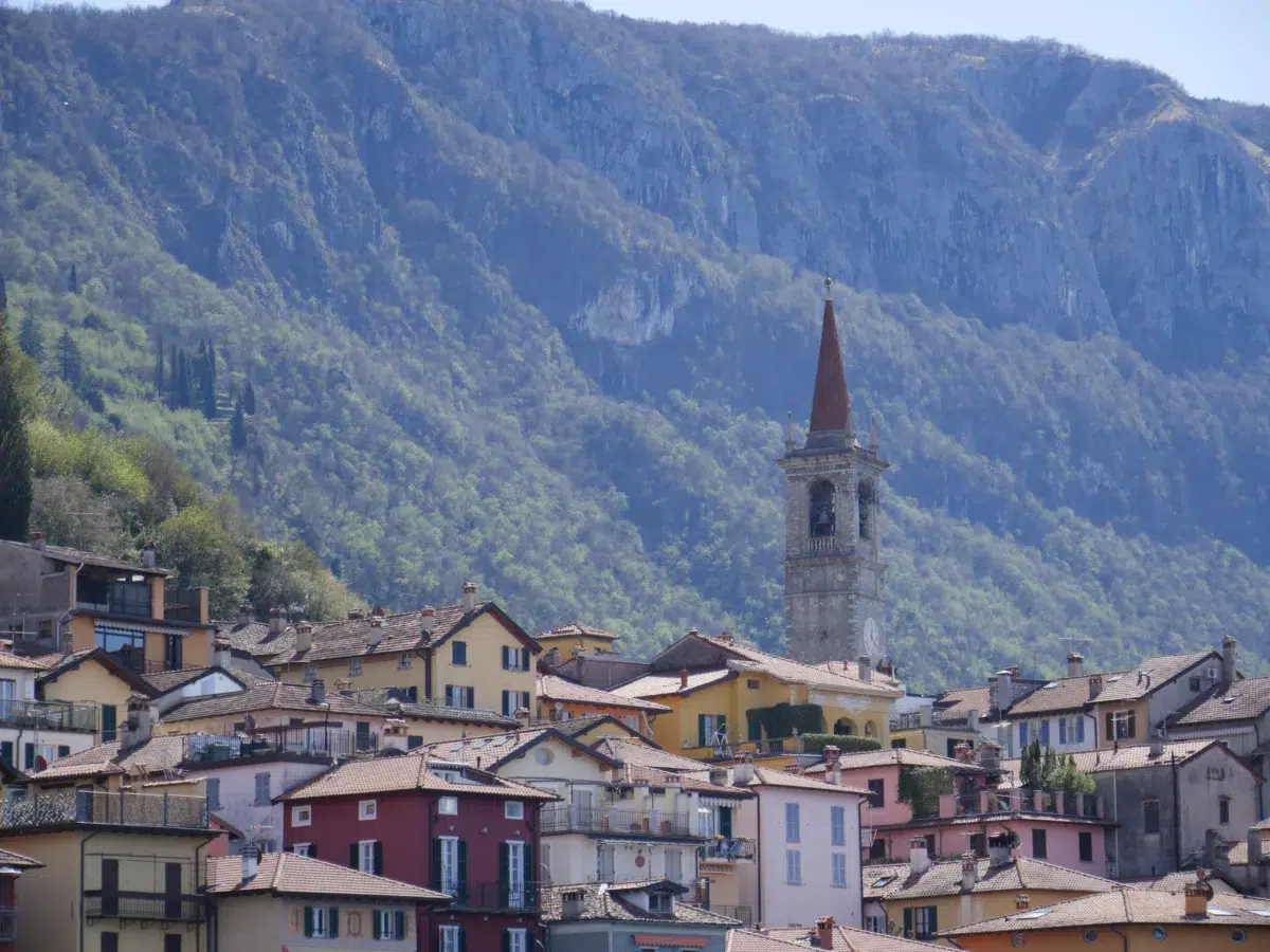 lac de come varenna