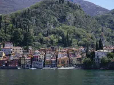 lac de come varenna