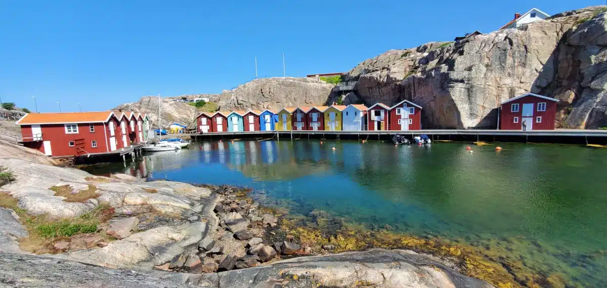 Our road trip in Scandinavia in a converted vehicle: our complete guide Road trip Sweden: visit the Bohuslan coast, village of Smogen