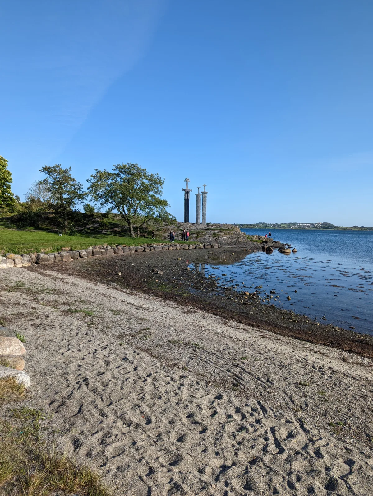 What to see and do in Stavanger, Norway? our complete guide Sverd I Fjell, Swords in the Rock, Stavanger, beach, Norway