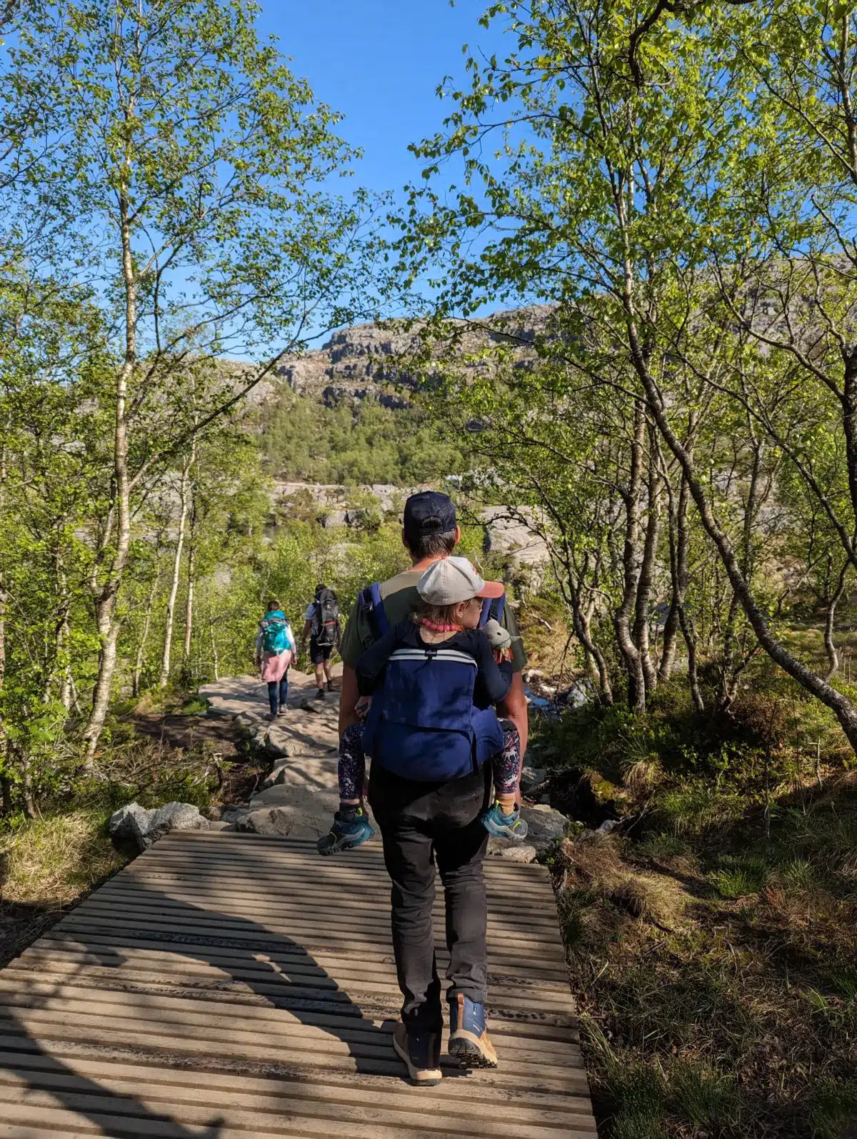 Preikestolen Norvegia escursione per famiglie