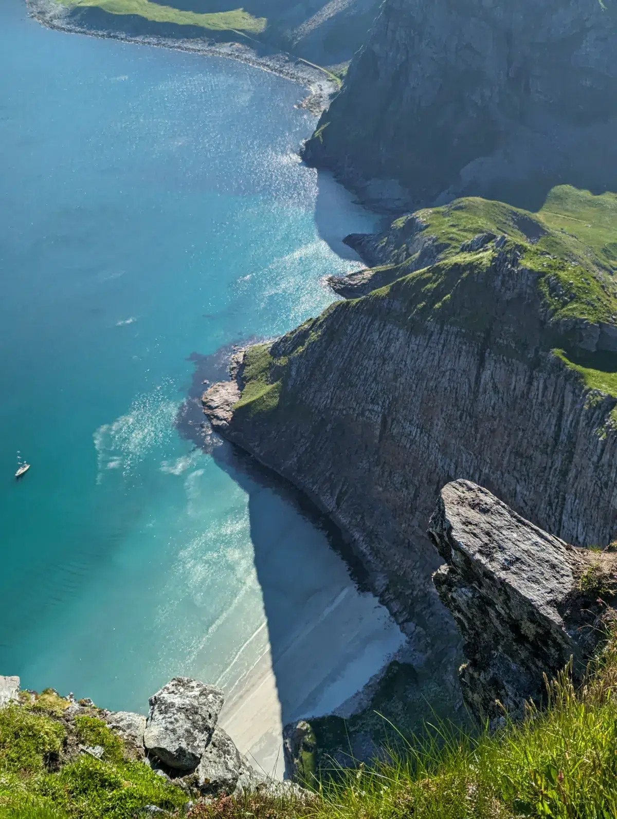 Isla de Vaerøy: nuestra favorita de las Islas Lofoten de Noruega visita ile vaeroy noruega camping car van ile vaeroy randonée