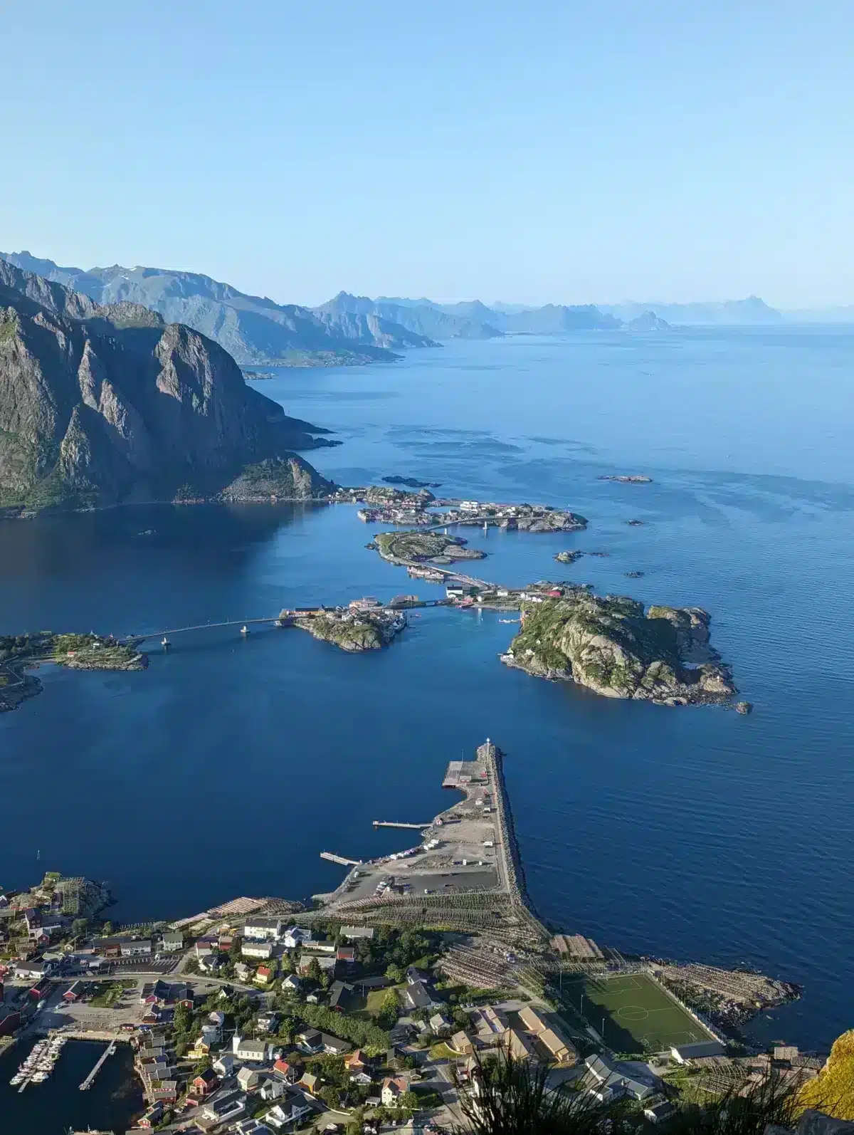 islas lofoten senderismo reina noruega