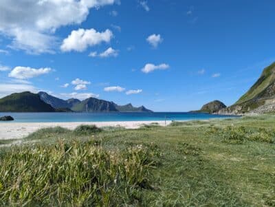 playa islas Lofoten noruega