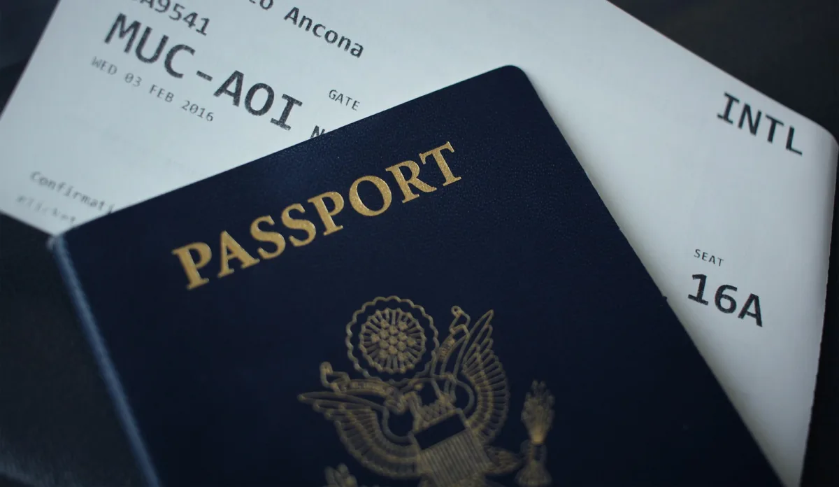 Quels documents prendre avec vous en voyage : nos conseils pour partir l’esprit léger administratif