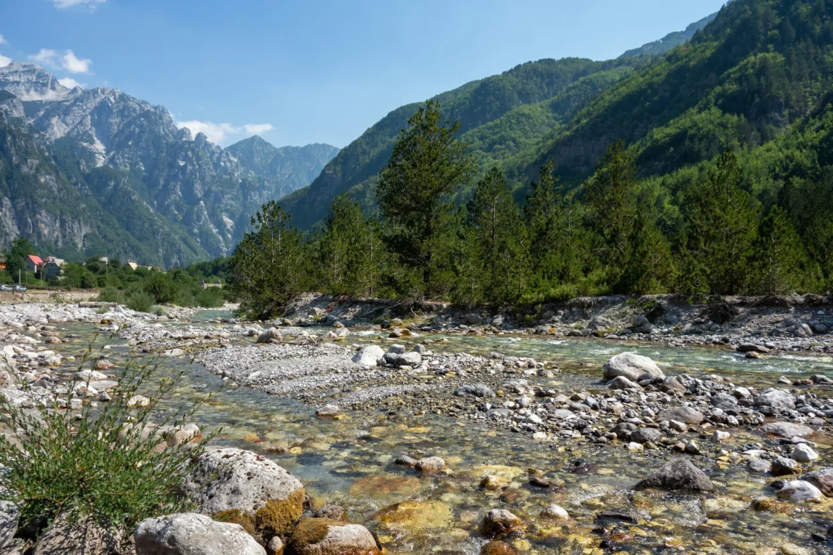 Nos incontournables pour un premier voyage en Albanie Theth albanie